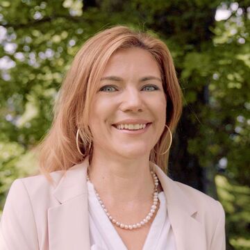 Nina Haag, Betriebswirtschaftliche Leiterin